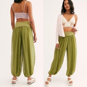 Free People No Strings Balloon Pant